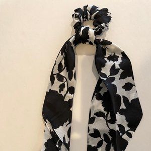 Kate Spade floral silk hair tie New with tags, black and white floral